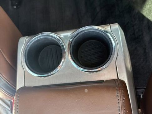 Used 2013 Ford F150 Platinum image 29