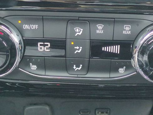 New 2026 Chevrolet Trax RS w/ Sunroof Package image 23