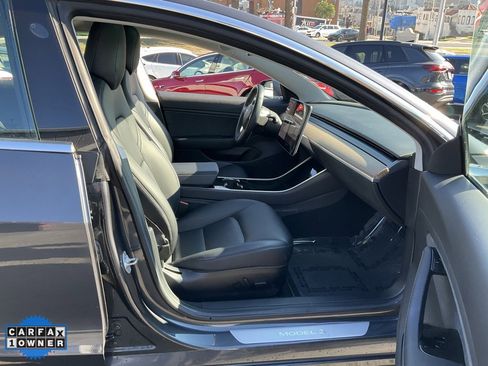 Used 2018 Tesla Model 3 Performance image 58