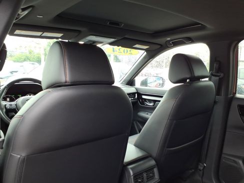 Used 2024 Honda CR-V Sport Touring image 11