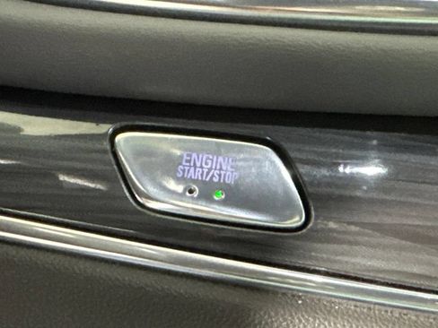 Certified 2023 Buick Enclave Premium w/ Experience Buick Package AWD/4WD image 29
