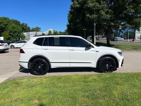 Certified 2020 Volkswagen Tiguan SE R-Line w/ 3rd Row Seat Package AWD/4WD image 6