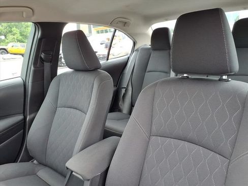 Used 2024 Toyota Corolla LE FWD image 17