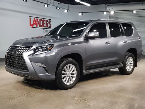 Used 2021 Lexus GX 460 Premium image 3