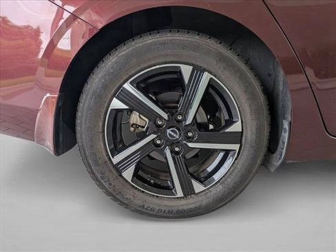 Used 2024 Nissan Sentra SV FWD image 22