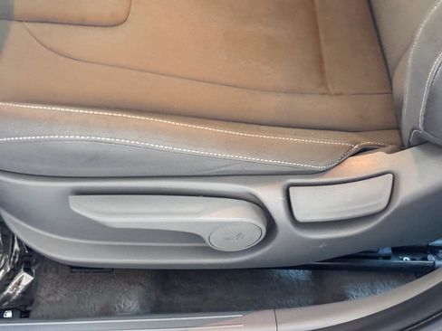 Used 2025 Hyundai Elantra SEL FWD image 23