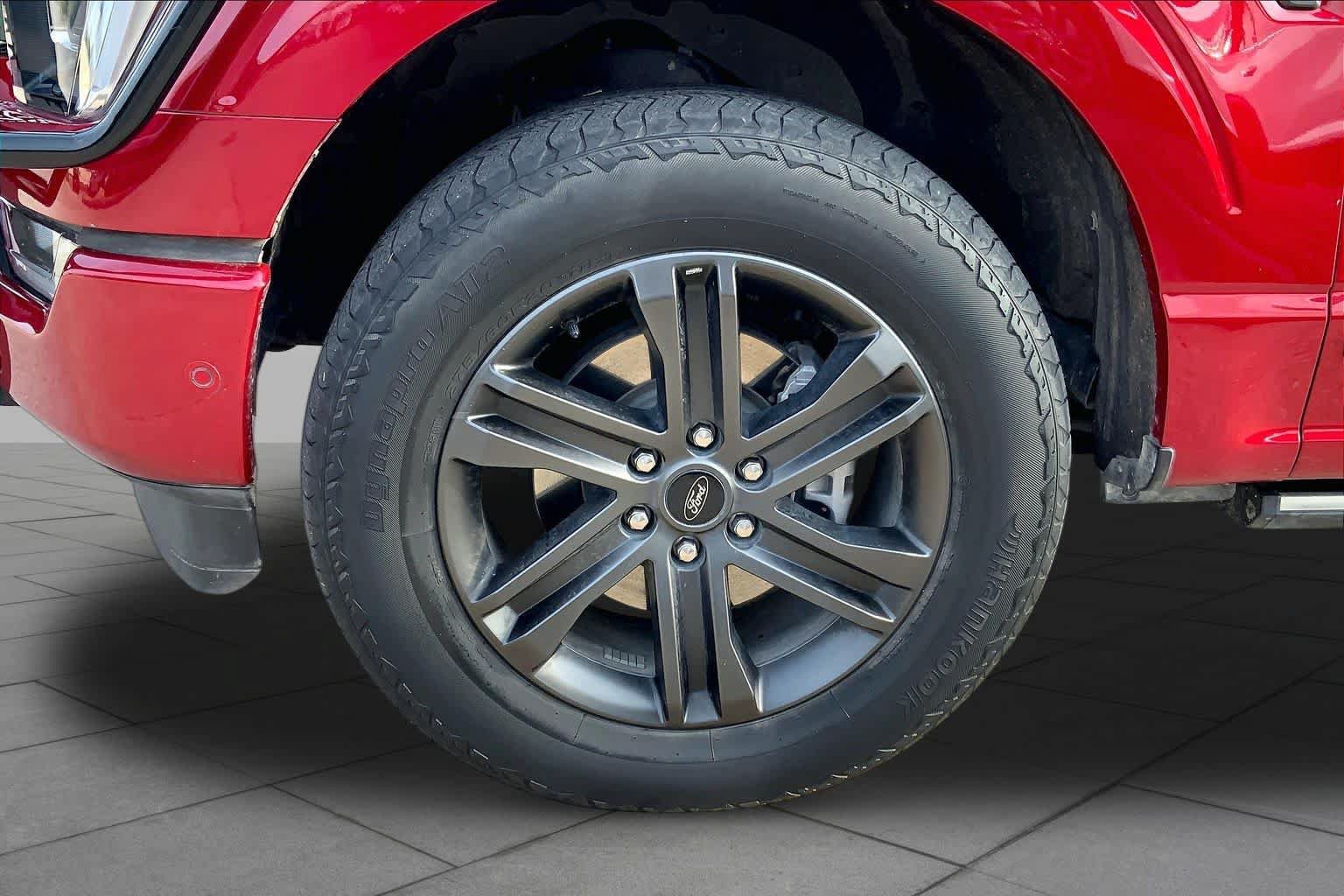 Used 2022 Ford F150 Lariat w/ Equipment Group 502A High AWD/4WD image 9