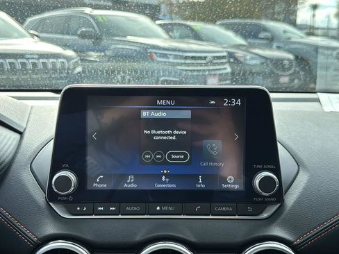 Used 2023 Nissan Sentra SR w/ SR Premium Package image 16