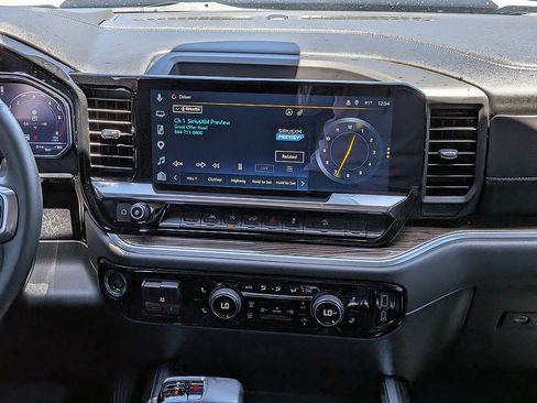 Certified 2025 Chevrolet Silverado 1500 LT Trail Boss w/ Convenience Package II AWD/4WD image 36