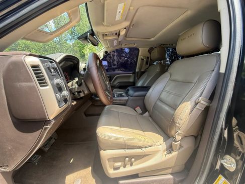 Used 2015 GMC Sierra 1500 Denali w/ Driver Alert Package AWD/4WD image 10