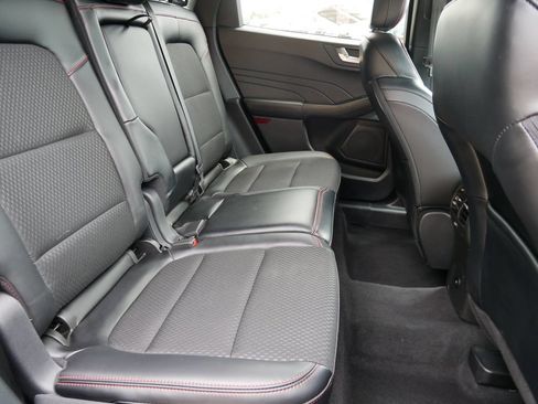 Certified 2025 Ford Escape ST-Line w/ Tech Pack #1 AWD/4WD image 11