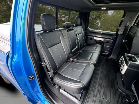 Certified 2020 Ford F350 Lariat image 26