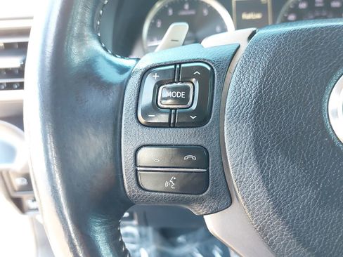 Used 2020 Lexus IS 300 image 16