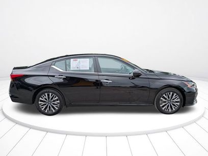 Used 2025 Nissan Altima 2.5 SV