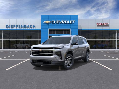 New 2026 Chevrolet Traverse LT w/ Driver Confidence Package image 8