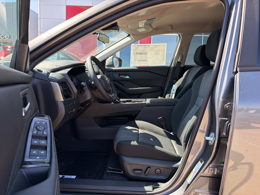 New 2026 Nissan Rogue SV FWD image 12