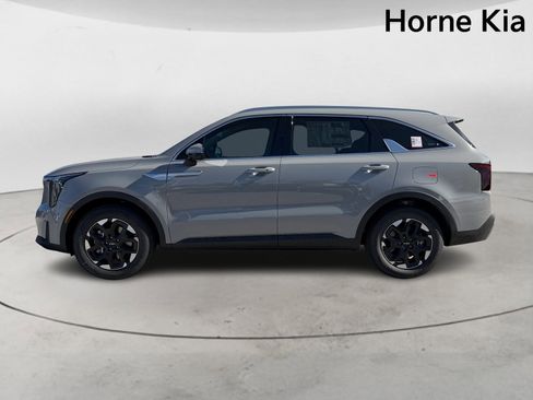 New 2026 Kia Sorento S image 6
