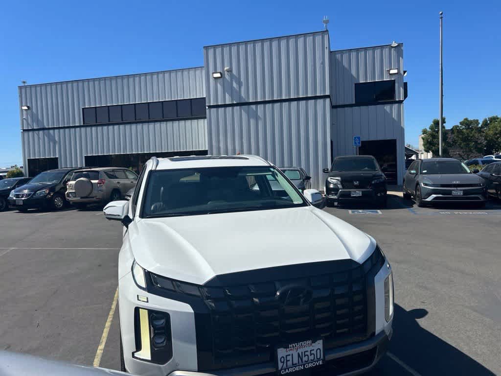 Used 2023 Hyundai Palisade Limited FWD image 5