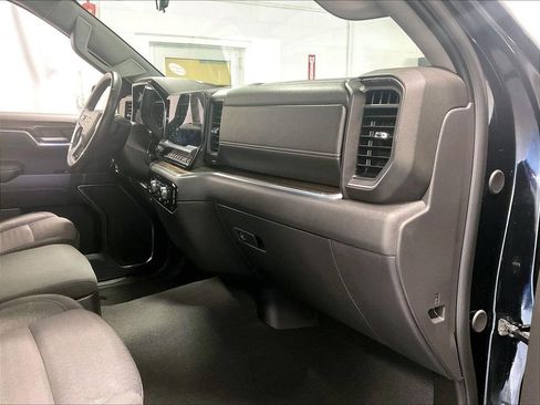 Used 2024 Chevrolet Silverado 1500 LT AWD/4WD image 14