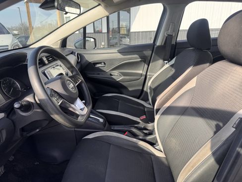 Used 2020 Nissan Versa SV image 14