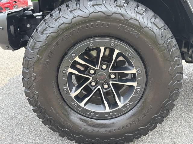 Used 2025 Jeep Wrangler Unlimited Rubicon AWD/4WD image 10