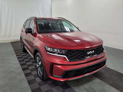Used 2022 Kia Sorento S FWD image 13