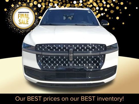 New 2025 Lincoln Navigator Black Label image 3