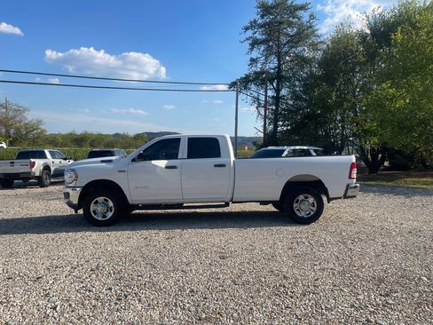 Used 2019 RAM 2500 Tradesman image 2