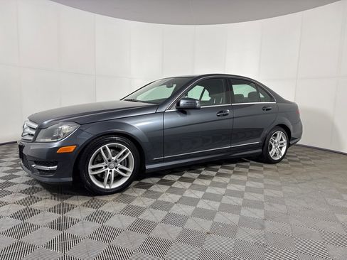 Used 2013 Mercedes-Benz C 300 4MATIC Sedan image 1