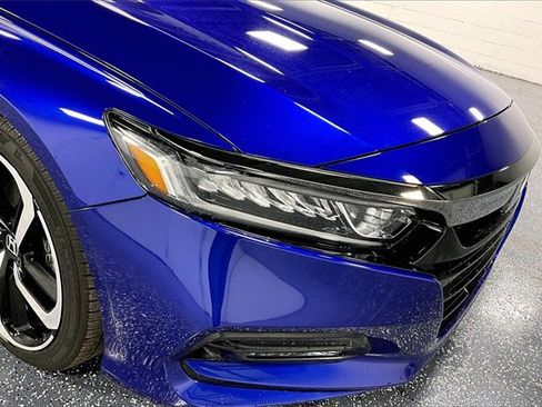 Used 2018 Honda Accord Sport image 28
