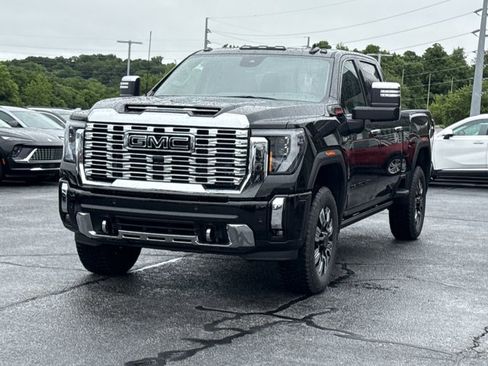 New 2026 GMC Sierra 2500 Denali w/ Denali Reserve Package AWD/4WD image 13