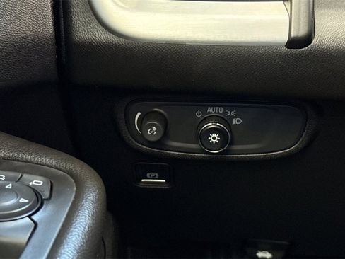 Used 2018 GMC Terrain SLE w/ Driver Convenience Package image 37