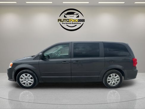 Used 2017 Dodge Grand Caravan SE w/ Power Window Group FWD image 4