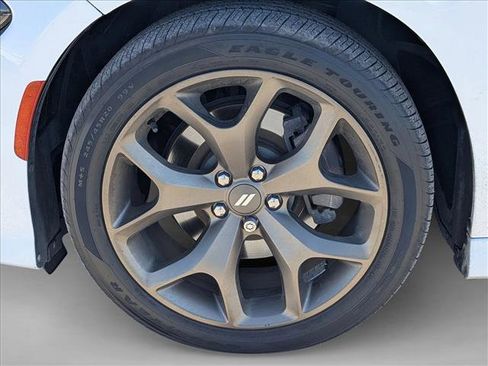 Used 2019 Dodge Charger GT image 10