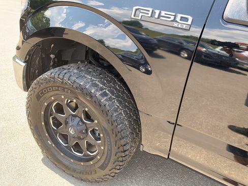 Used 2017 Ford F150 XLT AWD/4WD image 41