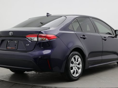 Used 2021 Toyota Corolla LE FWD image 7