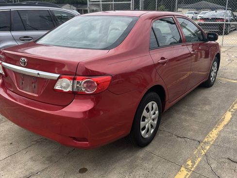 Used 2012 Toyota Corolla L FWD image 6