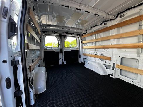 Used 2025 Ford Transit 250 Low Roof w/ Exterior Upgrade Package RWD image 24