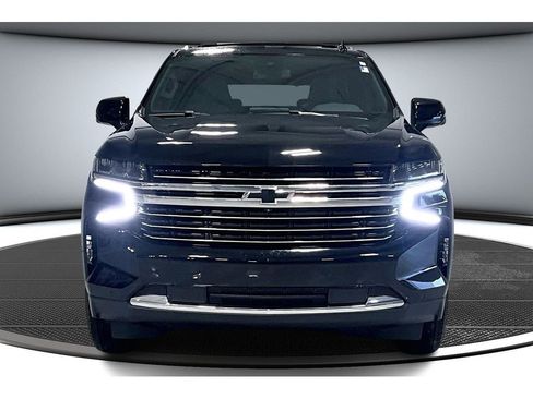 Used 2024 Chevrolet Tahoe LT w/ Luxury Package image 4