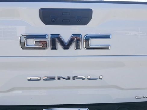 Certified 2026 GMC Sierra 2500 Denali Ultimate w/ Snow Plow Prep/Camper Package AWD/4WD image 10