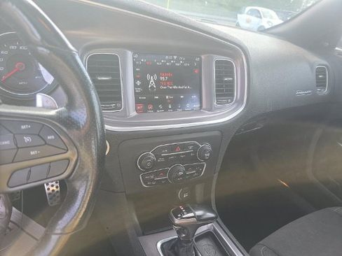 Used 2019 Dodge Charger Scat Pack RWD image 14