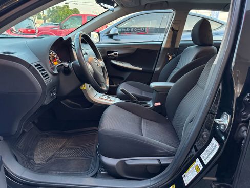 Used 2010 Toyota Corolla XRS w/ PWR Pkg FWD image 13