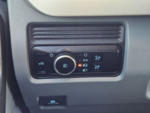 Used 2024 Ford F250 XL w/ XL Chrome Package image 20