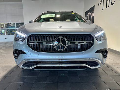 New 2026 Mercedes-Benz GLA 250 4MATIC image 2
