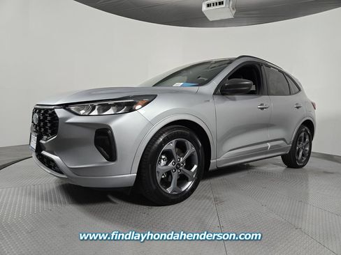 Used 2023 Ford Escape ST-Line w/ Equipment Group 301A image 2