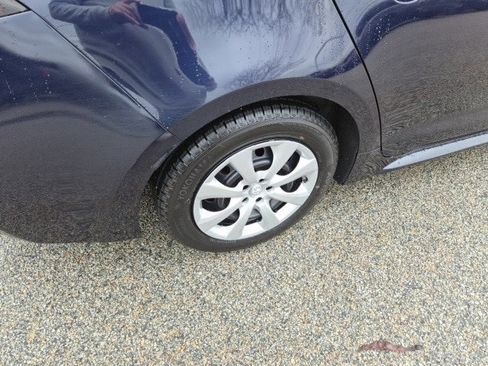 Used 2022 Toyota Corolla LE image 7