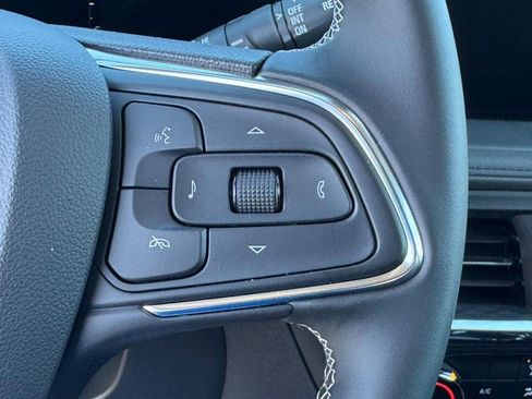 Used 2025 Buick Encore GX Preferred image 18