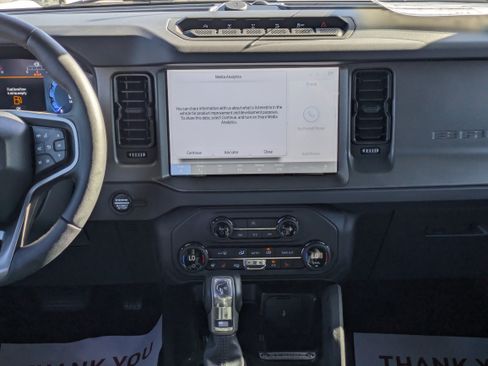 New 2025 Ford Bronco Badlands image 35