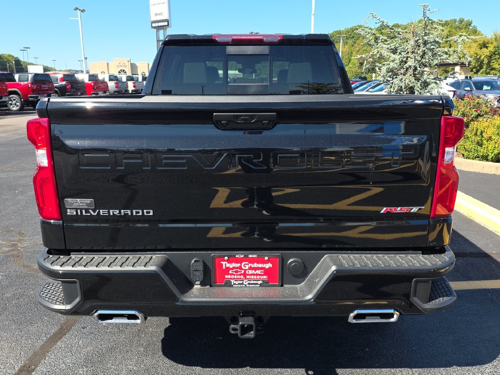 New 2026 Chevrolet Silverado 1500 RST w/ Convenience Package II AWD/4WD image 7