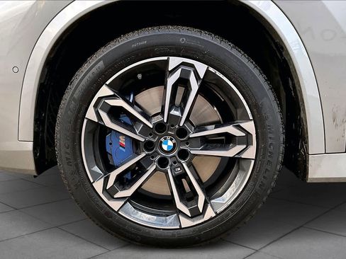 Used 2025 BMW X1 M35i w/ Premium Package image 10